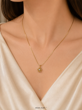 Gold Floral Pendant Necklace