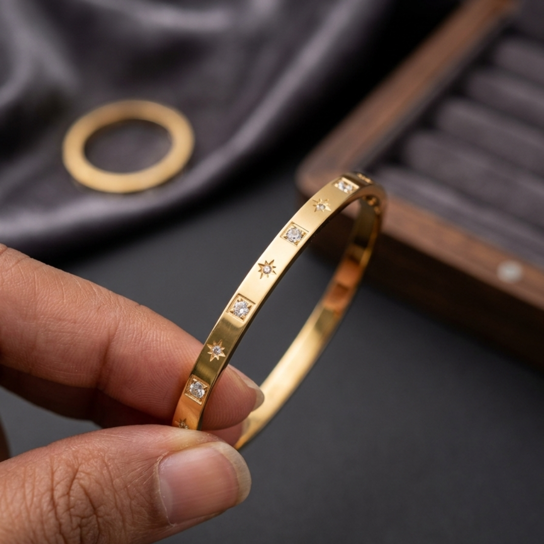 Starlight Symphony Gold Motif Bracelet