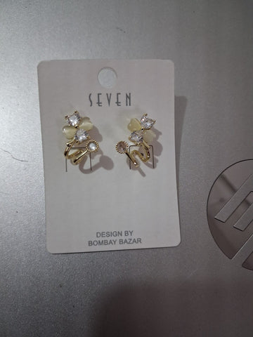 SEVEN Sparkling Four-Leaf Flower Wrap Earrings