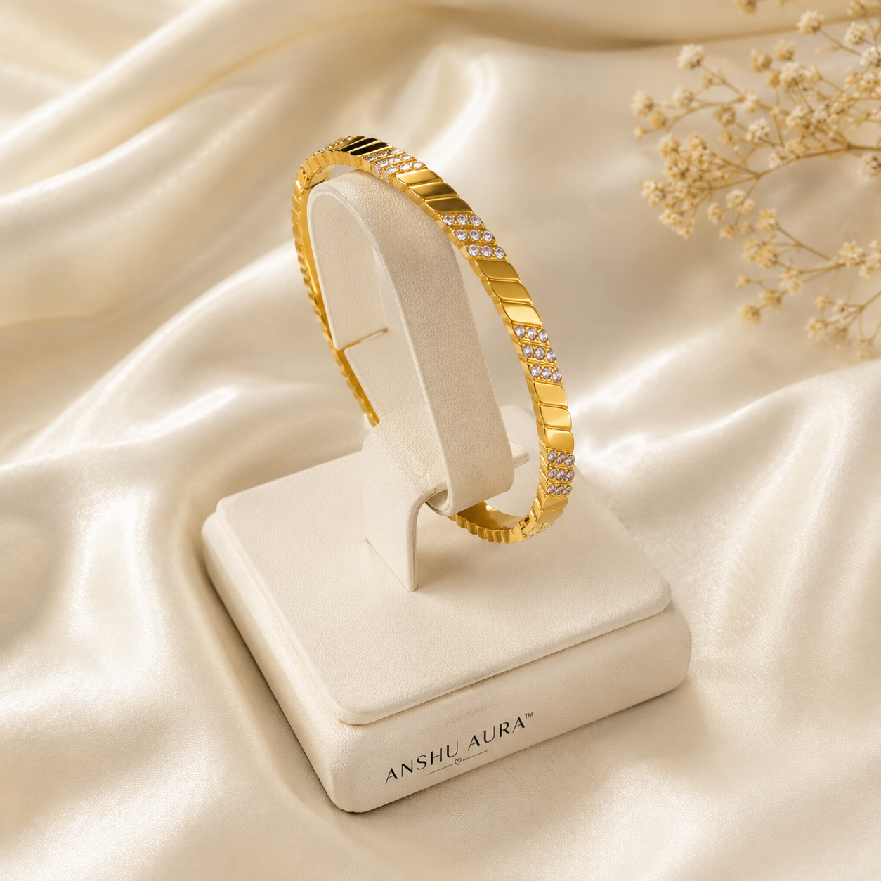 Golden Radiance Crystal Anti-Tarnish Bracelet