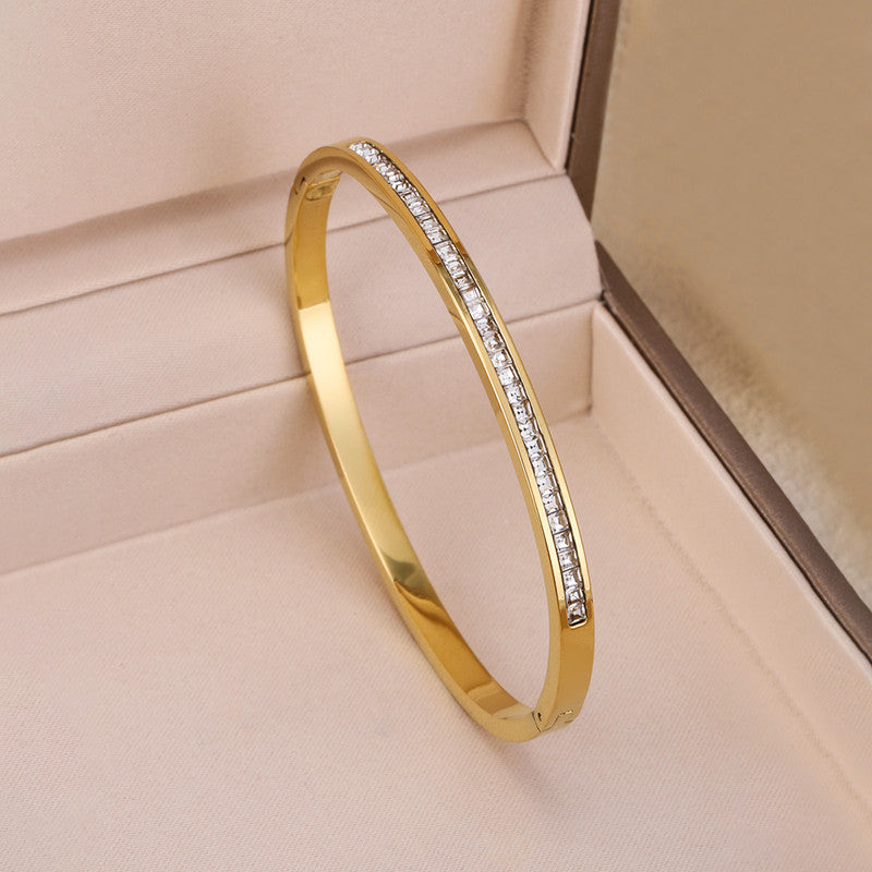 Timeless Elegance: 18K Gold Plated Baguette Zirconia Anti-Tarnish Bangle