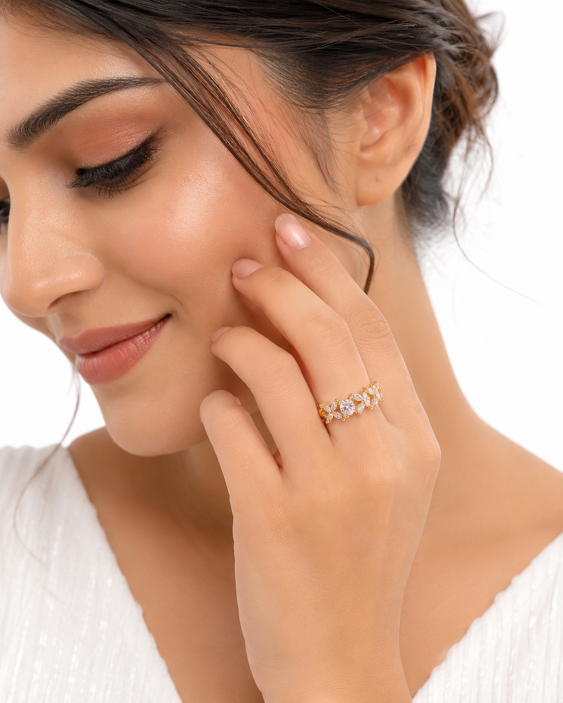 ANSHU AURA Golden Crystal Floral Adjustable Ring