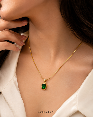 Emerald Green Crystal Pendant Necklace