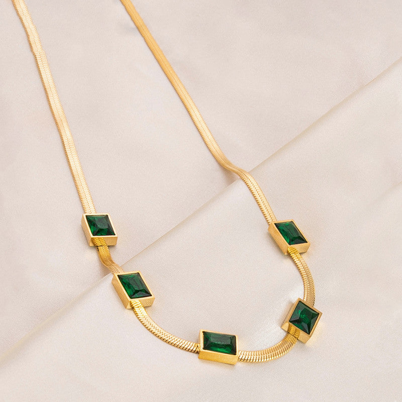 Emerald Elegance Herringbone Choker Necklace - Anti-Tarnish Daily Luxury Wear