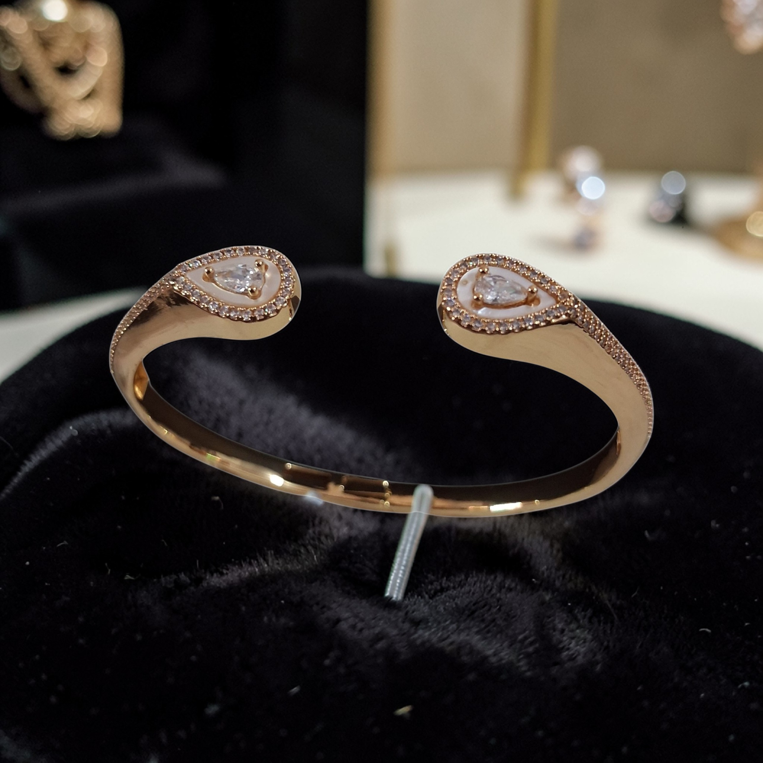 Elegance Pear-Cut Rose Gold Open Cuff Bangle – Anshu Aura Signature Collection