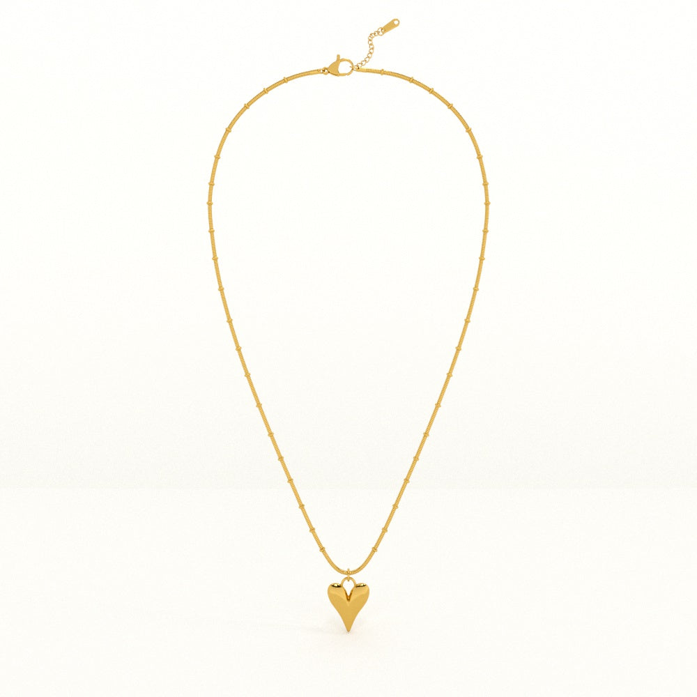 Amour Golden Heart Minimalist necklaces