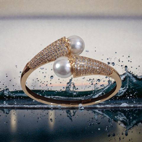 Serene Pearl & Zircon Pavé Crossover Bangle – 18K Gold Plated (Anti-Tarnish)