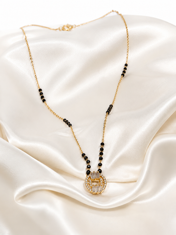 Black Bead Pendant Necklace