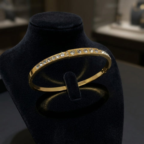 Luxe Crystal Gold