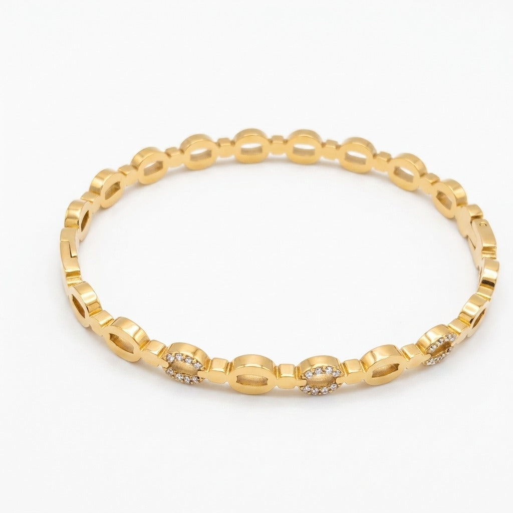 Oval Link Gold Bracelet for Women