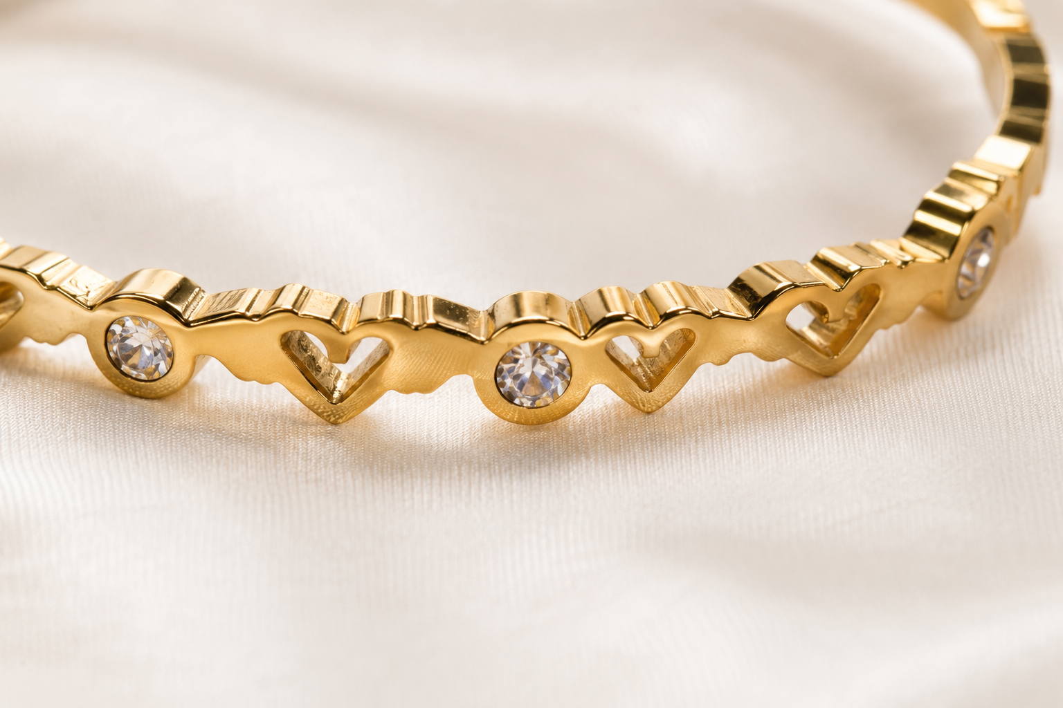 Heart Spark bracelet