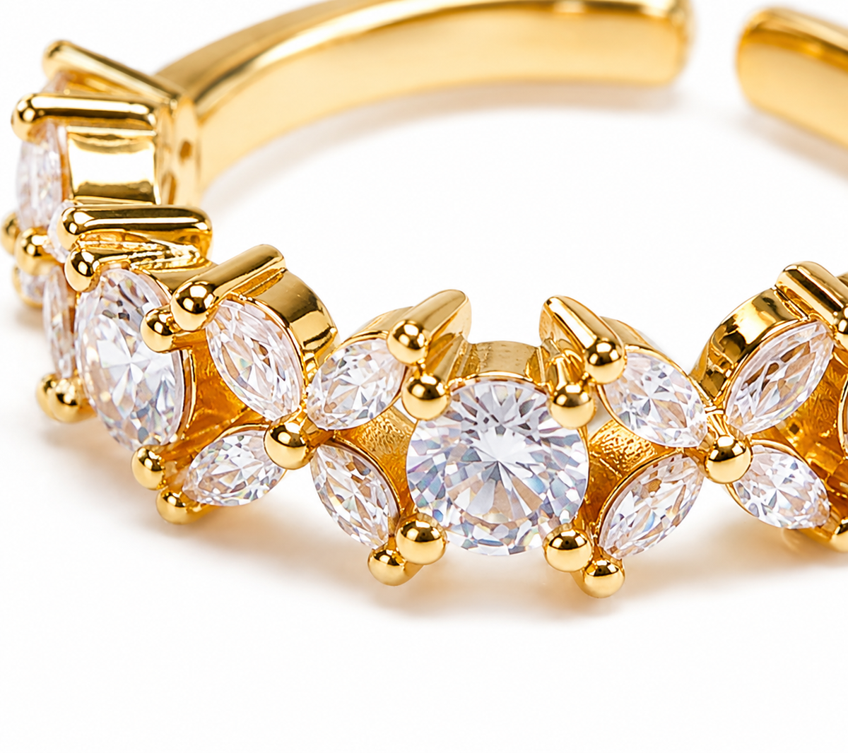 ANSHU AURA Golden Crystal Floral Adjustable Ring