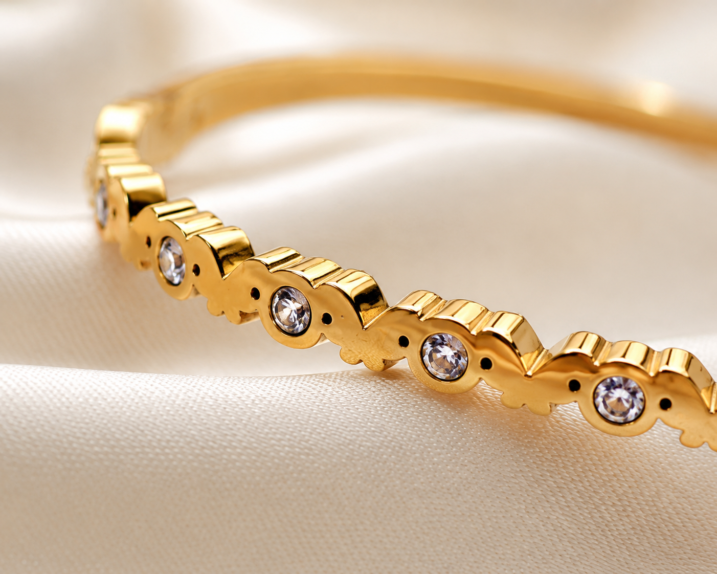 Crystal Gold bracelet