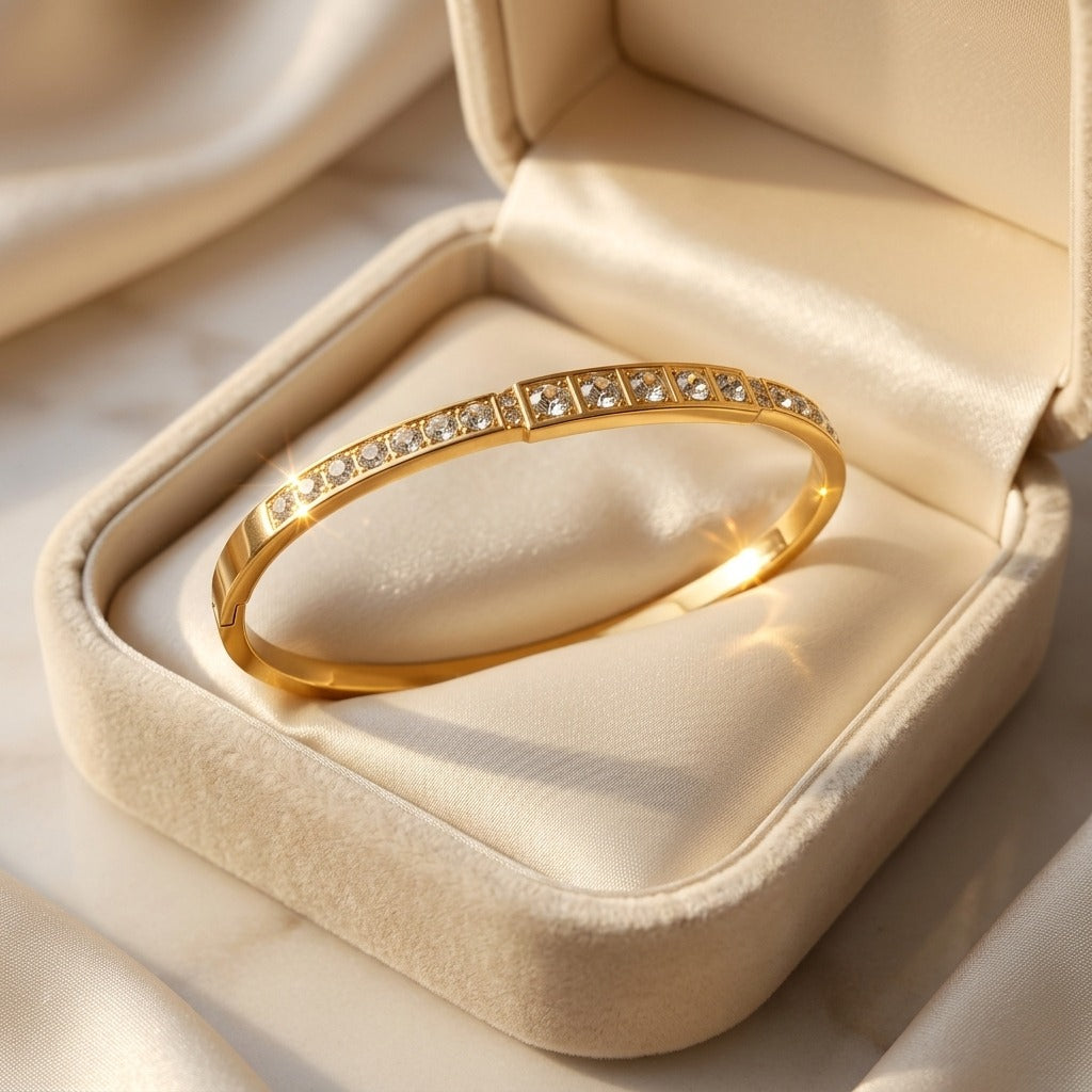 Luxe Crystal Gold