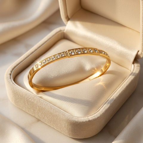 Luxe Crystal Gold