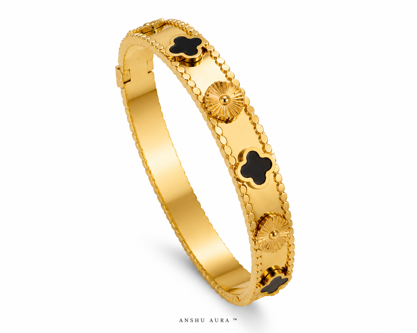 Gold Clover Anti-Tarnish Bracelet