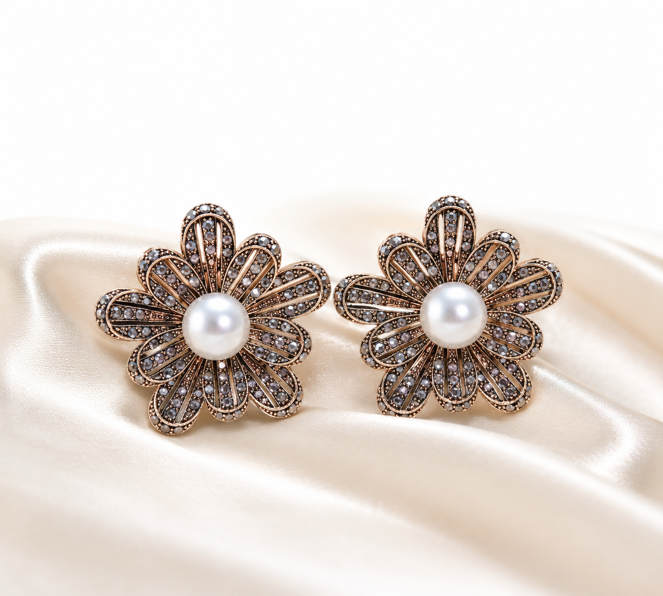 Vintage Pearl Bloom Stud