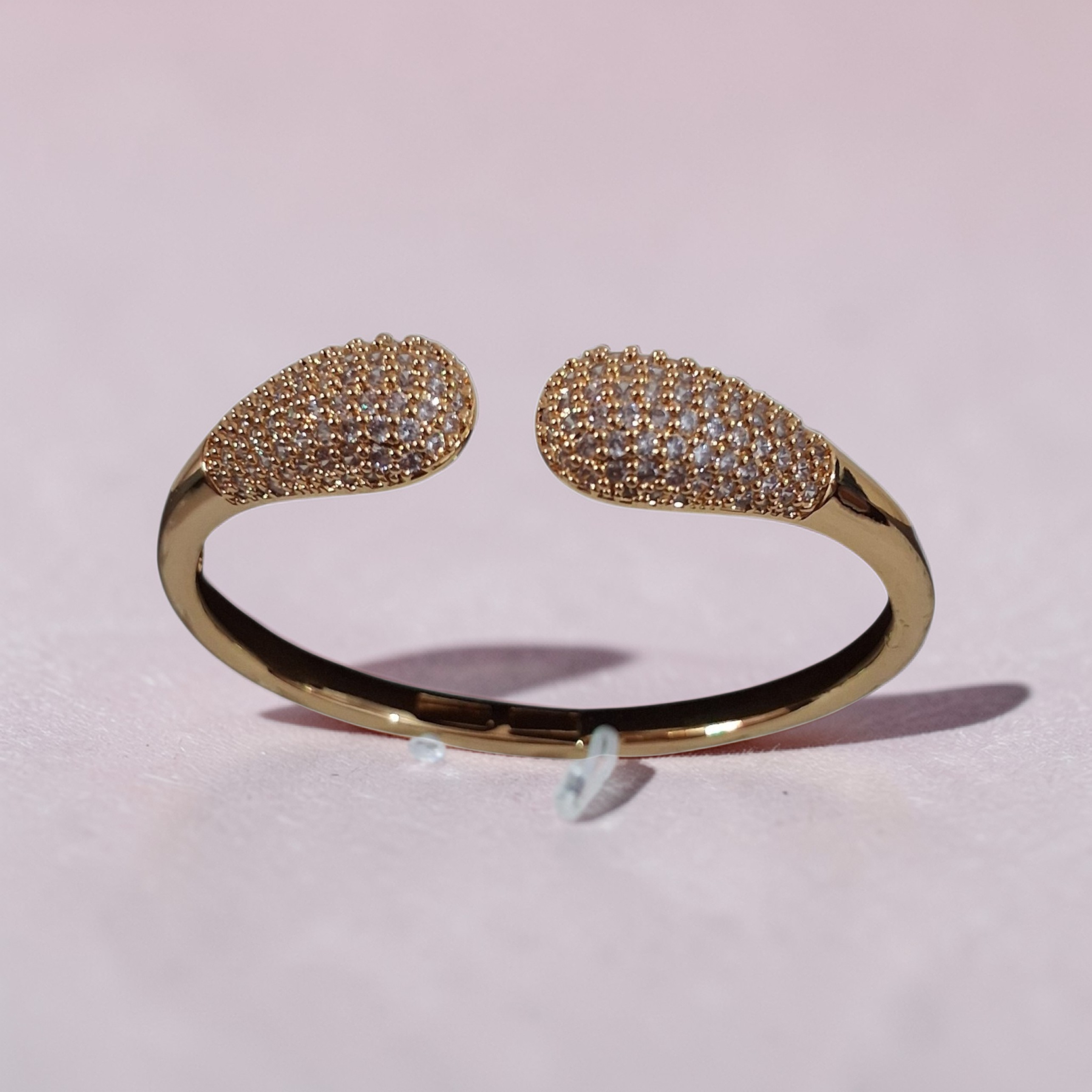 Gold-Plated Crystal Pavé Open Cuff Bangle – Anti-Tarnish Luxury Edition