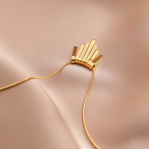 Aura Linear Gold Pendant Necklace