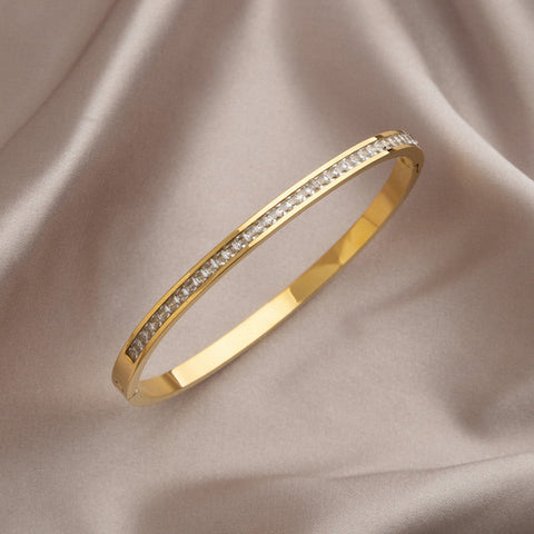 Timeless Elegance: 18K Gold Plated Baguette Zirconia Anti-Tarnish Bangle