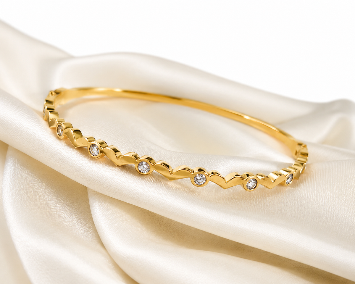 Crystal Heart Bangle