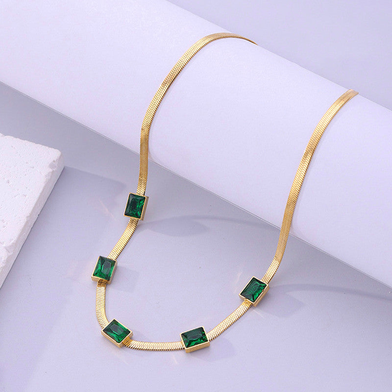 Emerald Elegance Herringbone Choker Necklace - Anti-Tarnish Daily Luxury Wear