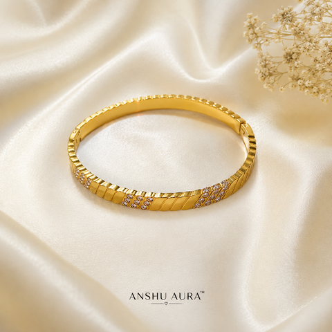 Golden Radiance Crystal Anti-Tarnish Bracelet