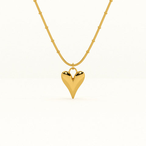 Amour Golden Heart Minimalist necklaces