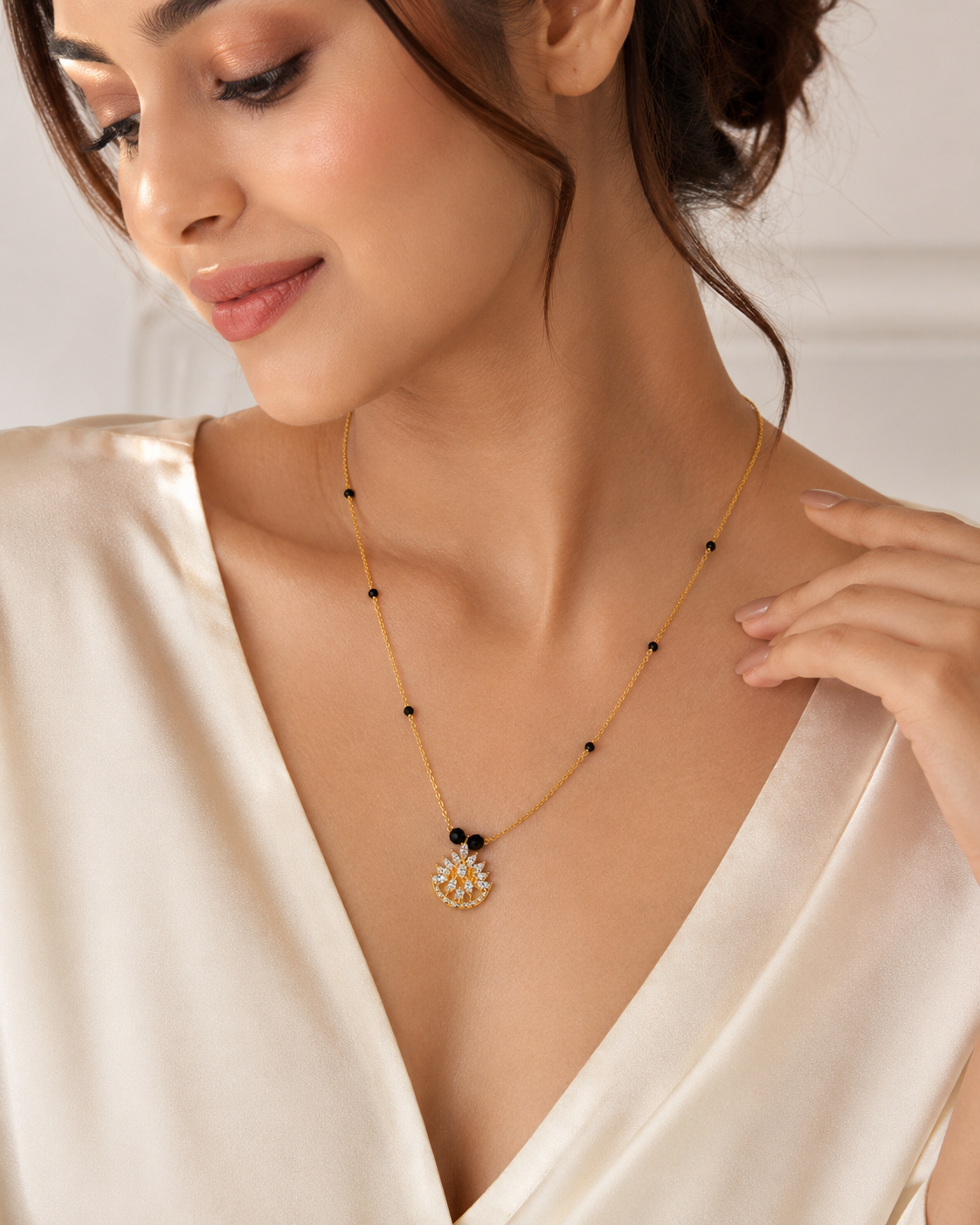 Elegant Gold-Plated Black Beaded Pendant Necklace
