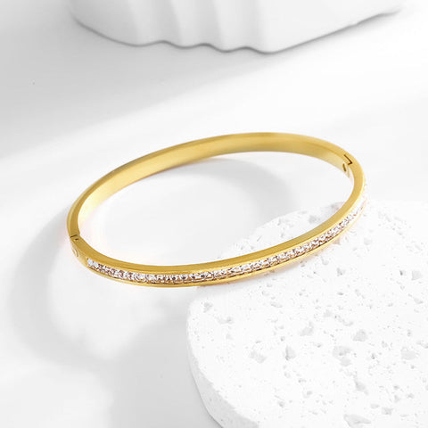 Timeless Elegance: 18K Gold Plated Baguette Zirconia Anti-Tarnish Bangle