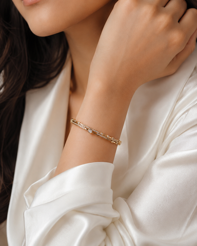 Elegant Gold-Plated Crystal Bracelet
