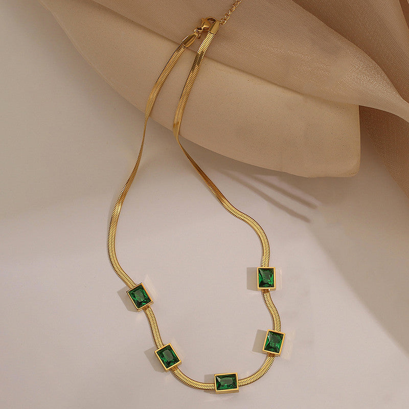Emerald Elegance Herringbone Choker Necklace - Anti-Tarnish Daily Luxury Wear