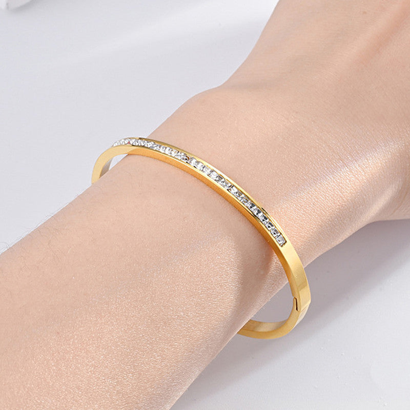 Timeless Elegance: 18K Gold Plated Baguette Zirconia Anti-Tarnish Bangle