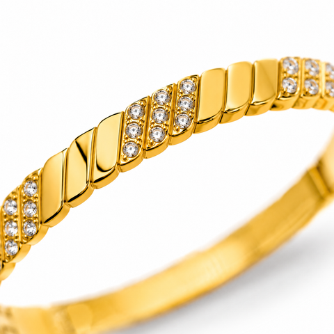 Golden Radiance Crystal Anti-Tarnish Bracelet